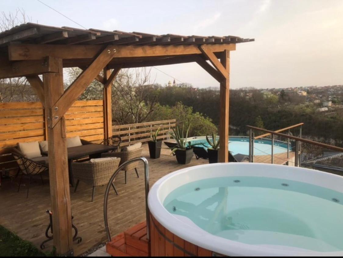 Tatsopus Villa Камианец-Подилский Екстериор снимка